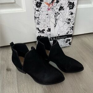 Laundry By Shelli Segal Women's Elegant Black Booties